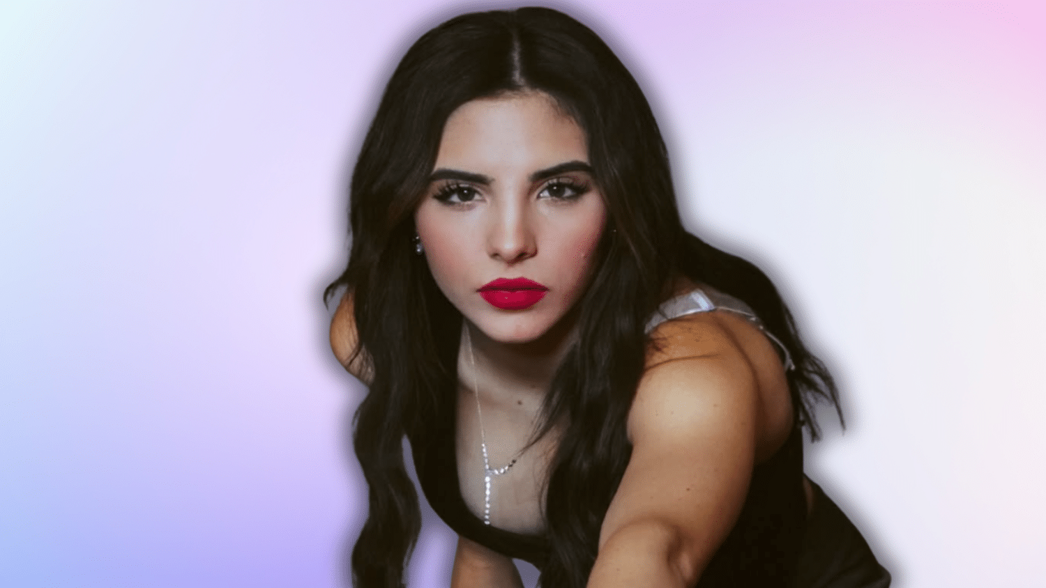 What is Chelsie Deville's Current Net Worth?