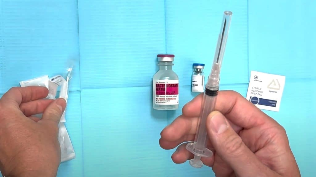 prepare-syringe-and-needle
